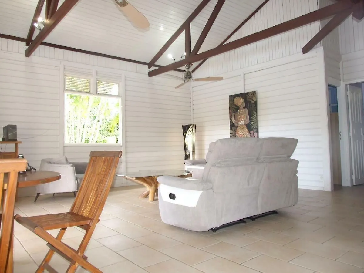 Holiday Home Habitation Jacqua Le Diamant Martinica