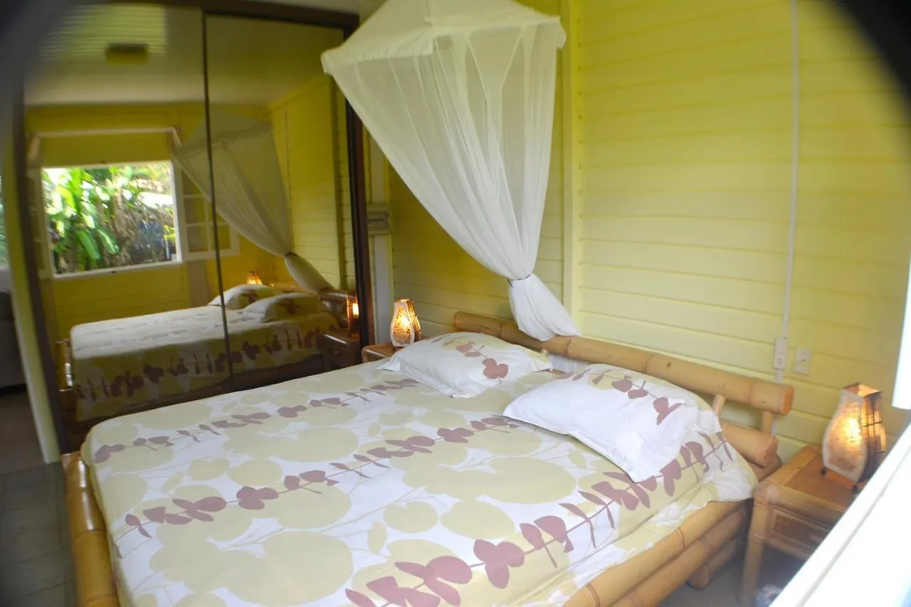 Holiday Home Habitation Jacqua Le Diamant Martinica